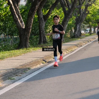 Runner Photo 8027750