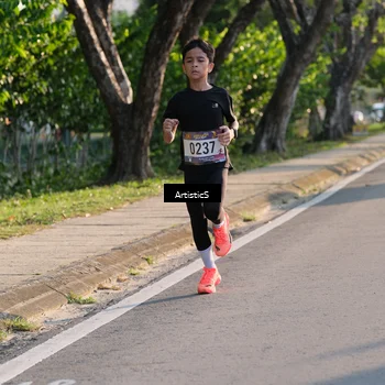 Runner Photo 8027760