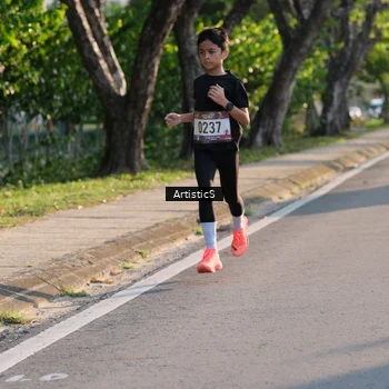 Runner Photo 8027781