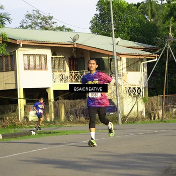 Runner Photo 8027863