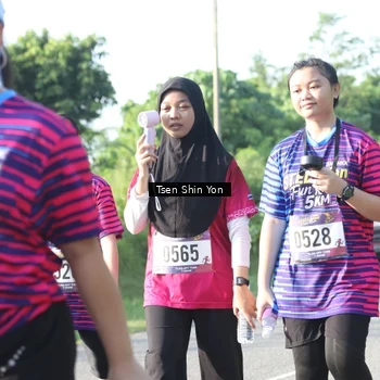 Runner Photo 8027875