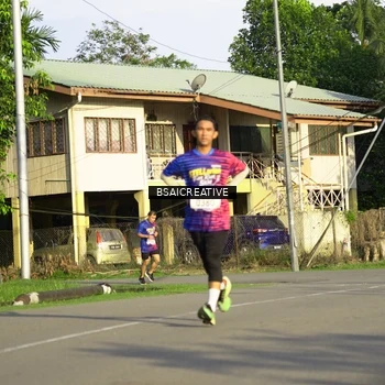 Runner Photo 8027883
