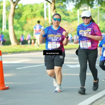 Runner Photo 8027900