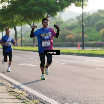 Runner Photo 8027913