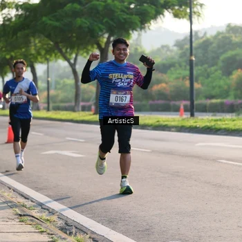 Runner Photo 8027917