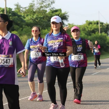 Runner Photo 8027944