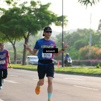 Runner Photo 8027957