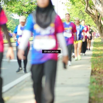 Runner Photo 8027968