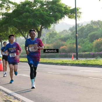 Runner Photo 8028006
