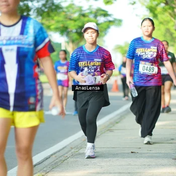 Runner Photo 8028043