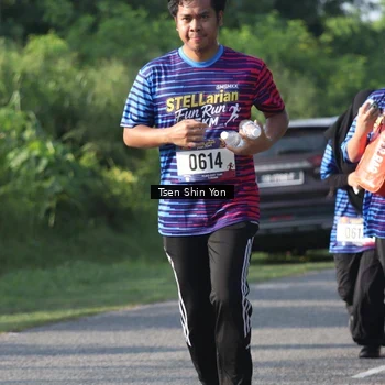 Runner Photo 8028059