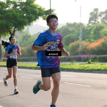 Runner Photo 8028068