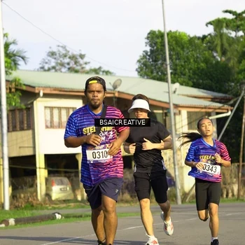 Runner Photo 8028115