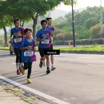 Runner Photo 8028118