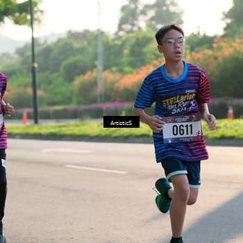 Runner Photo 8028153