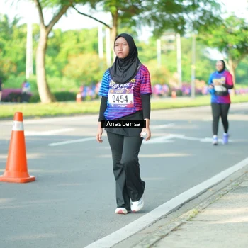 Runner Photo 8028235