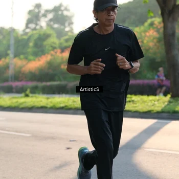 Runner Photo 8028256