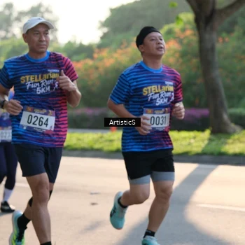 Runner Photo 8028360