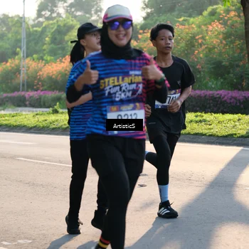 Runner Photo 8028692
