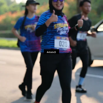 Runner Photo 8028698