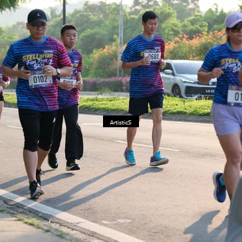 Runner Photo 8028750