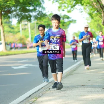 Runner Photo 8028753
