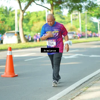 Runner Photo 8028852