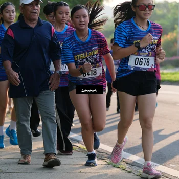 Runner Photo 8028874
