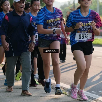 Runner Photo 8028876