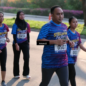 Runner Photo 8028903