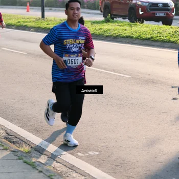 Runner Photo 8028915