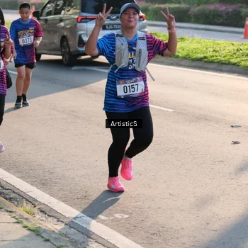 Runner Photo 8028937