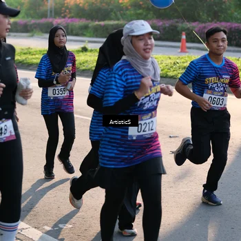 Runner Photo 8029005
