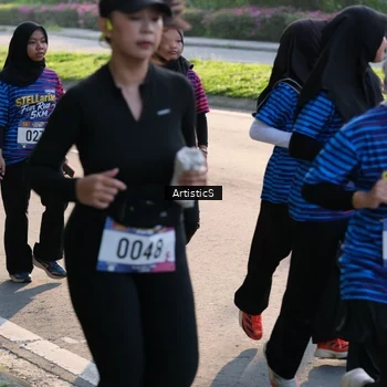Runner Photo 8029035