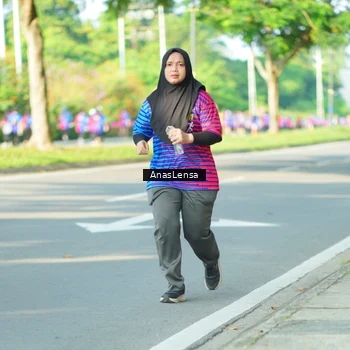 Runner Photo 8029071