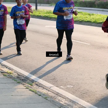 Runner Photo 8029089