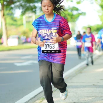 Runner Photo 8029116