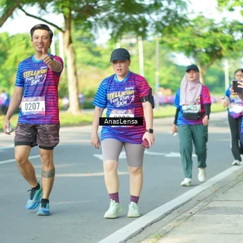 Runner Photo 8029191