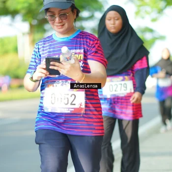 Runner Photo 8029358