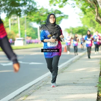 Runner Photo 8029376