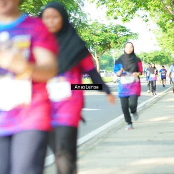 Runner Photo 8029380
