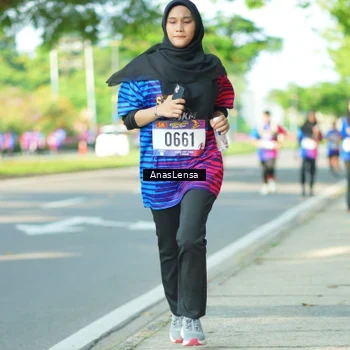 Runner Photo 8029388