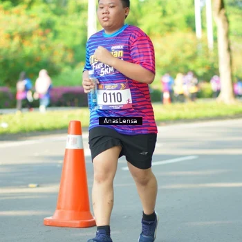 Runner Photo 8029455