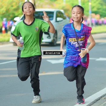 Runner Photo 8029638