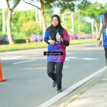 Runner Photo 8029738
