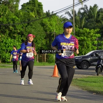 Runner Photo 8029884