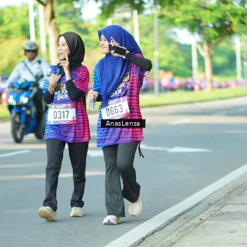 Runner Photo 8030005