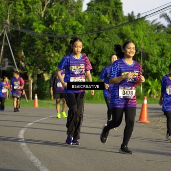 Runner Photo 8030025