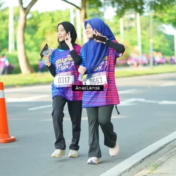 Runner Photo 8030033