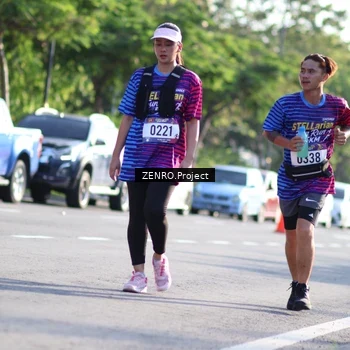 Runner Photo 8030057